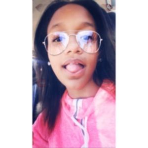 Meet your Posher, Alisha